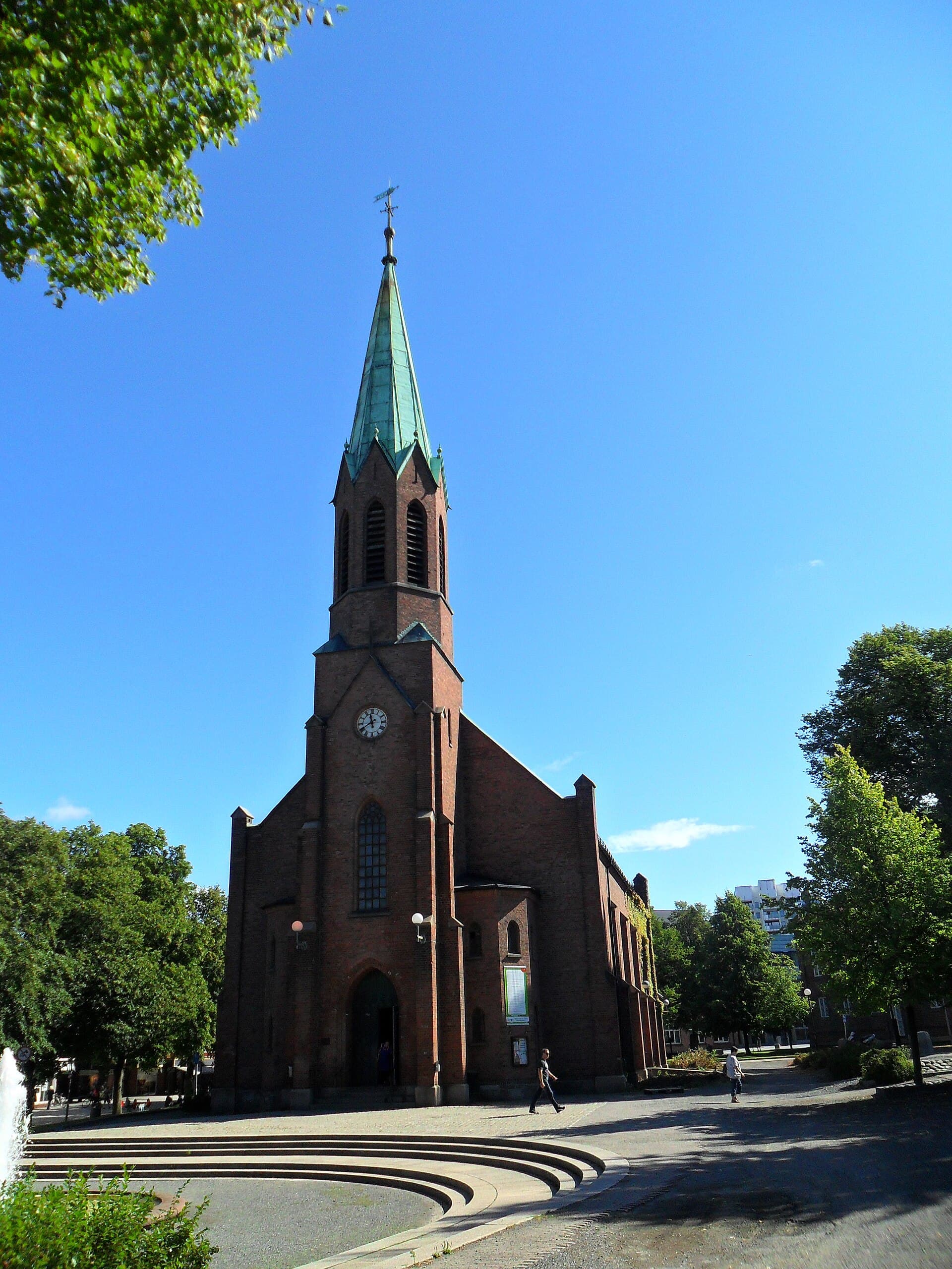Moss kirke – eksteriør