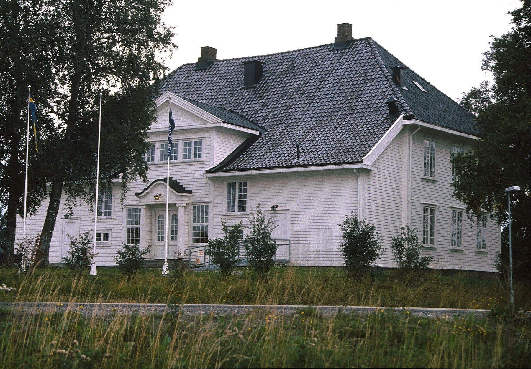 Herredshuset Lillerommen – eksteriør