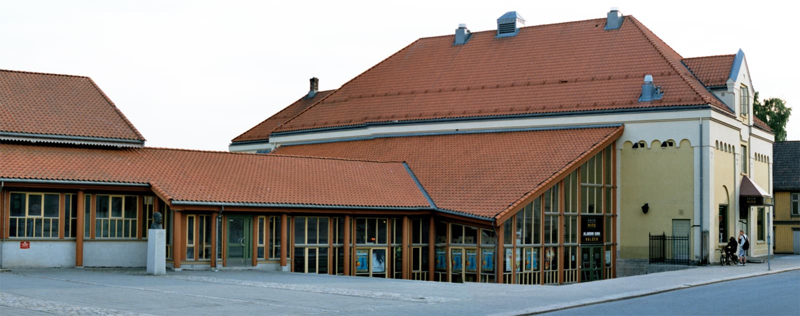Aladdin Scene – eksteriør