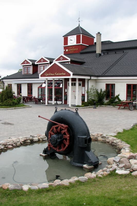 Gjerdrum kulturhus – eksteriør